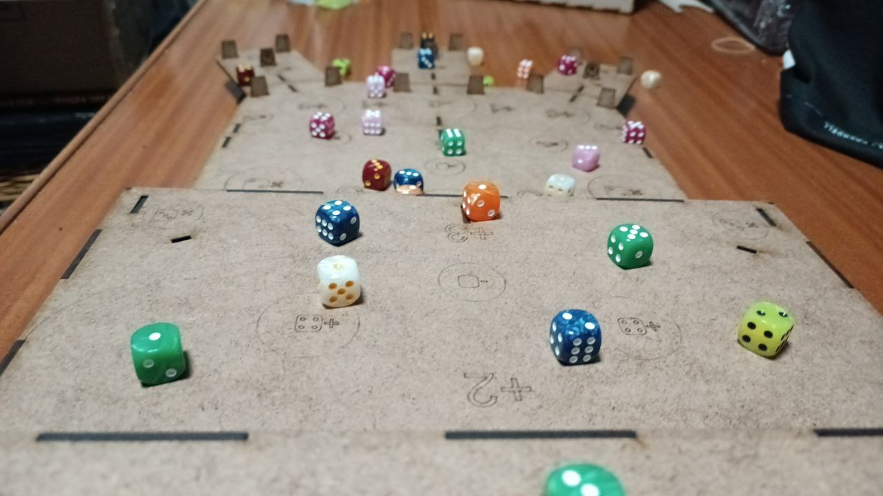 Dados locos 90x36 con dados para 8 jugadores v5 - Imagen 4