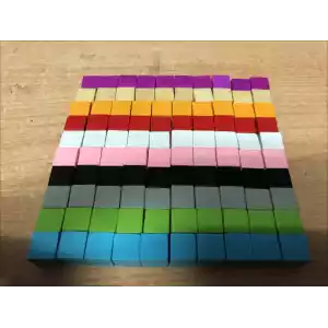 pack 100 cubos de colores de 10x10mm calidad media multicolores - Imagen 1