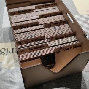 Caja compatible para las losetas PEQUE&Ntilde;AS de Mansiones de la Locura (sin montar)